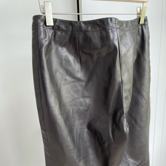 Danier Leather Pants - Picture 6 of 7